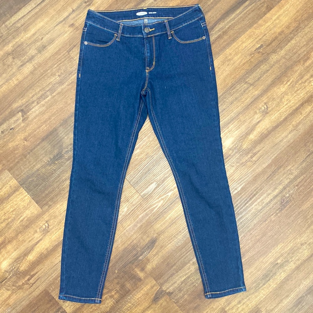 Old Navy Super Skinny Jeans Size 4 Petite